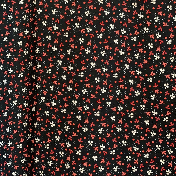 🍂Loft blouse - Picture 2 of 4